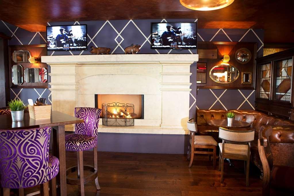 The At Dromoland Newmarket-on-Fergus