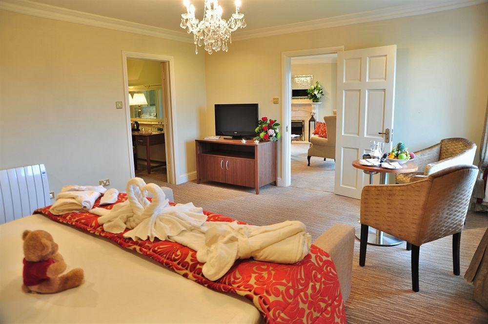 Hotel The At Dromoland 3*
